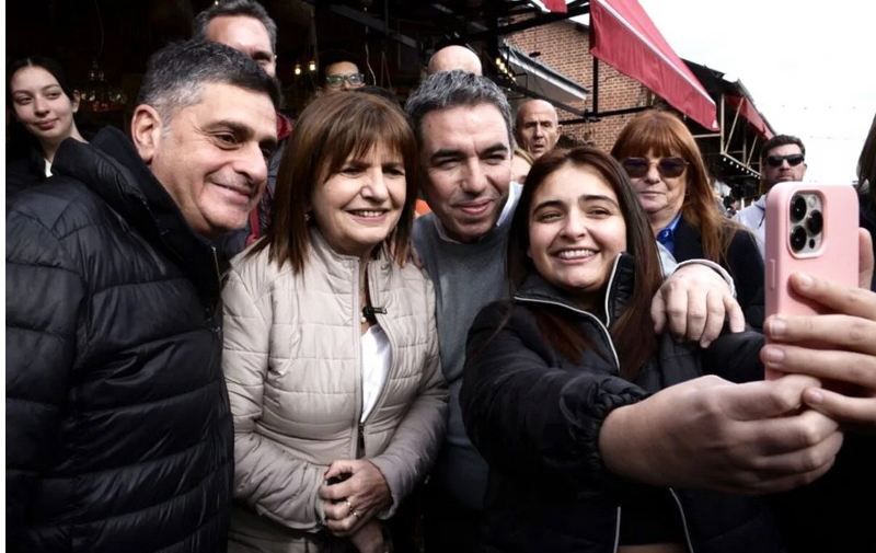 BULLRICH REORDENA LA CAMPAÑA