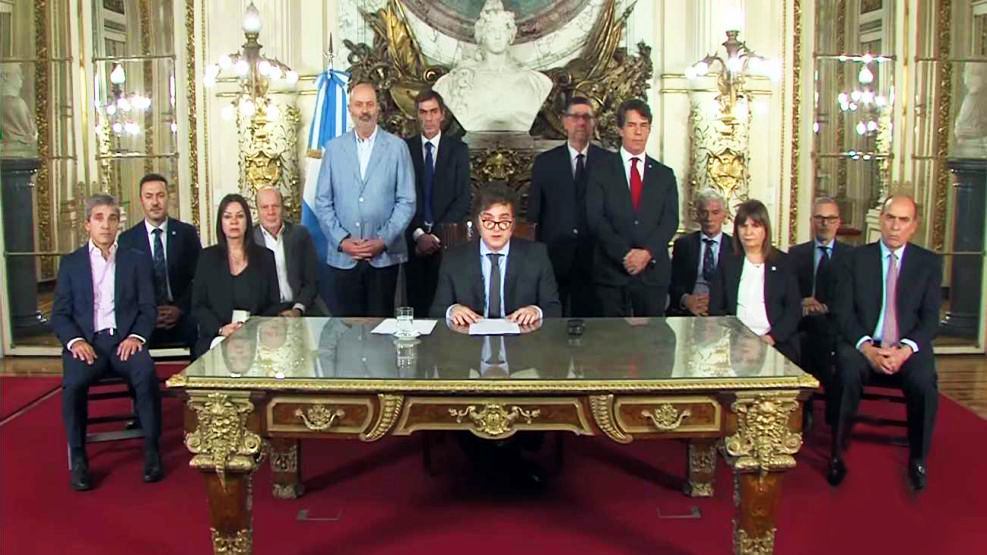 MILEI DECRETÓ LA DESREGULACIÓN ECONÓMICA