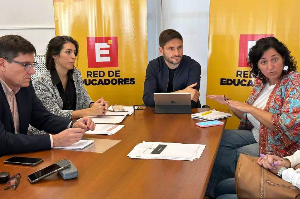 PULLARO ELIMINÓ POR DECRETO LA NO REPITENCIA EN LAS ESCUELAS