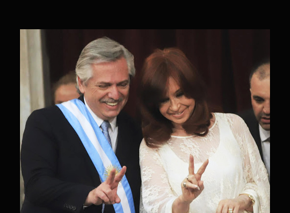 LA CONDENADA LO PUSO… AHORA, NO SE HACE CARGO
